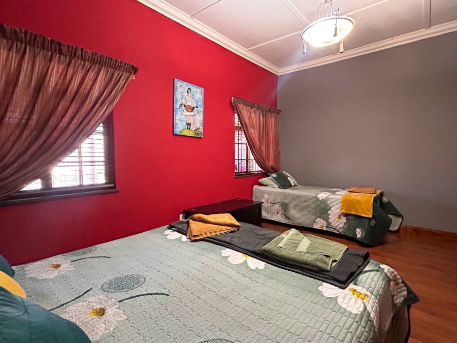 6 Bedroom Property for Sale in Parys Free State